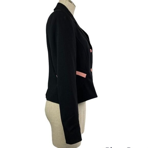 Harve Benard Women’s Cropped Tuxedo Blazer - Black/Pink, Size 8 - Picture 9 of 9